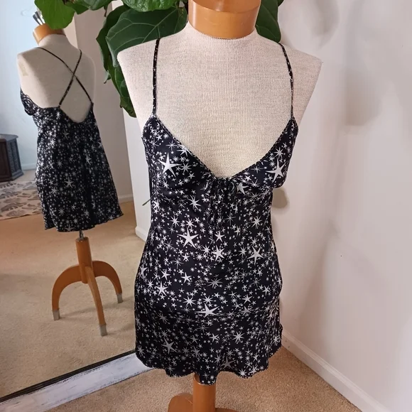 Victoria's Secret Silk Slip Size Small Black Adjustable Straps - Picture 2 of 8